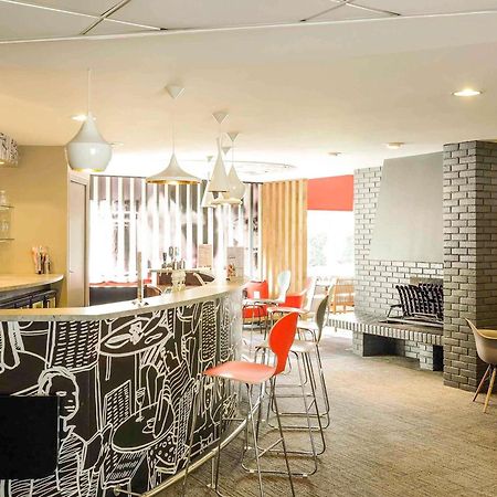 Ibis Laval Le Relais D'Armor Hotel Change  Luaran gambar