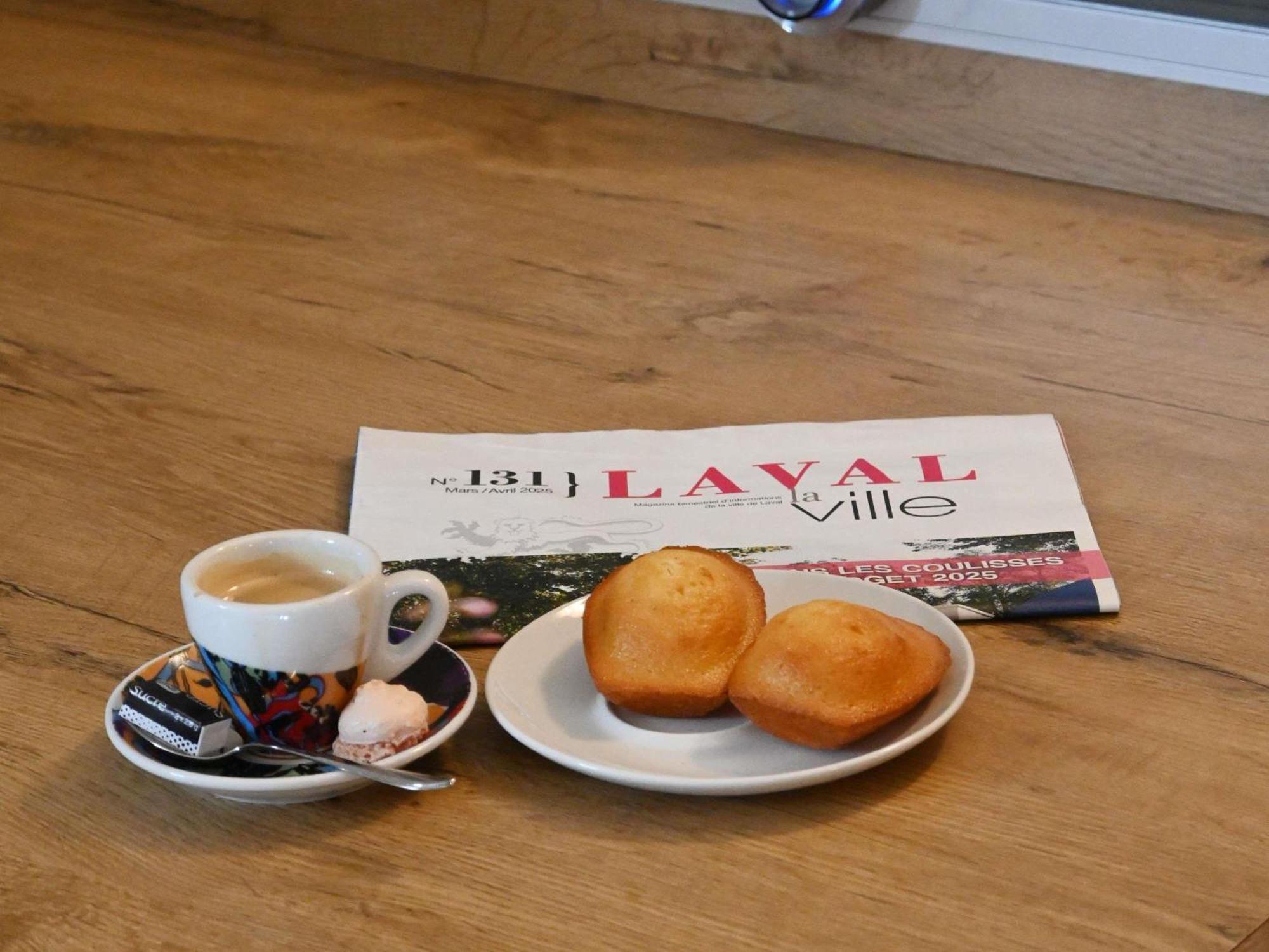Ibis Laval Le Relais D'Armor Hotel Change  Luaran gambar