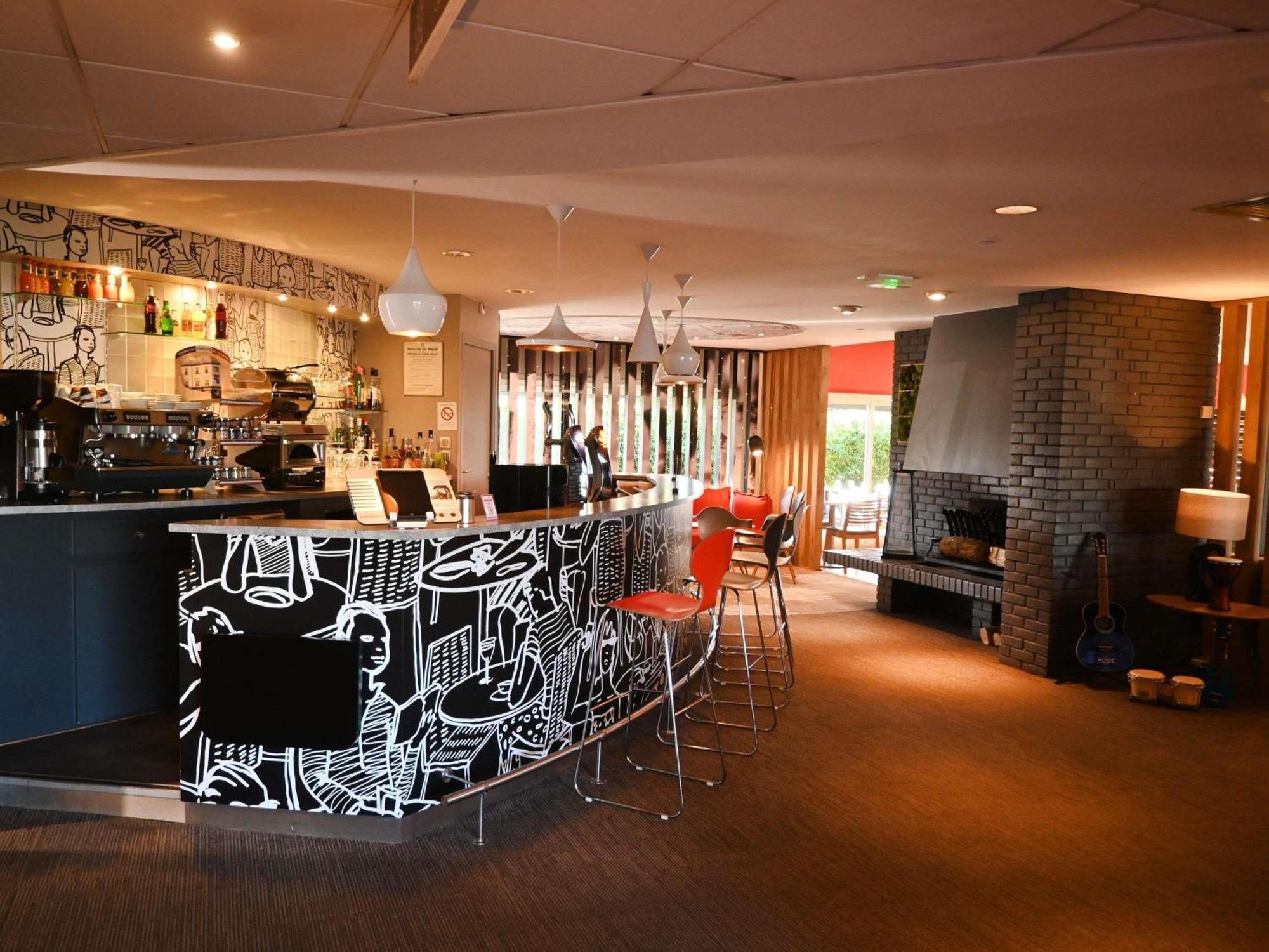 Ibis Laval Le Relais D'Armor Hotel Change  Luaran gambar